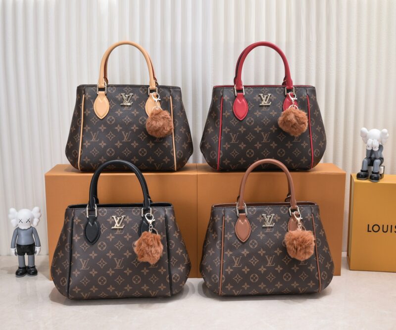 LOUIS VUITTON M58188 SIZE:33-22-16cm