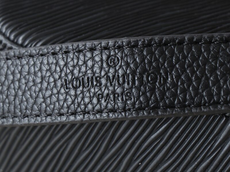 LOUIS VUITTON M13100 SIZE:19.0 x 13.5 x 6.5CM - Image 6