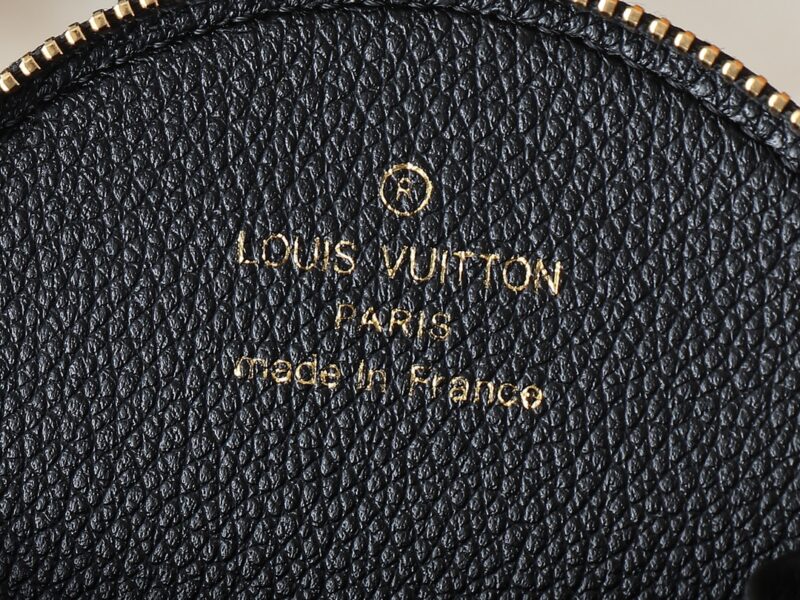 LOUIS VUITTON M13100 SIZE:19.0 x 13.5 x 6.5CM - Image 7