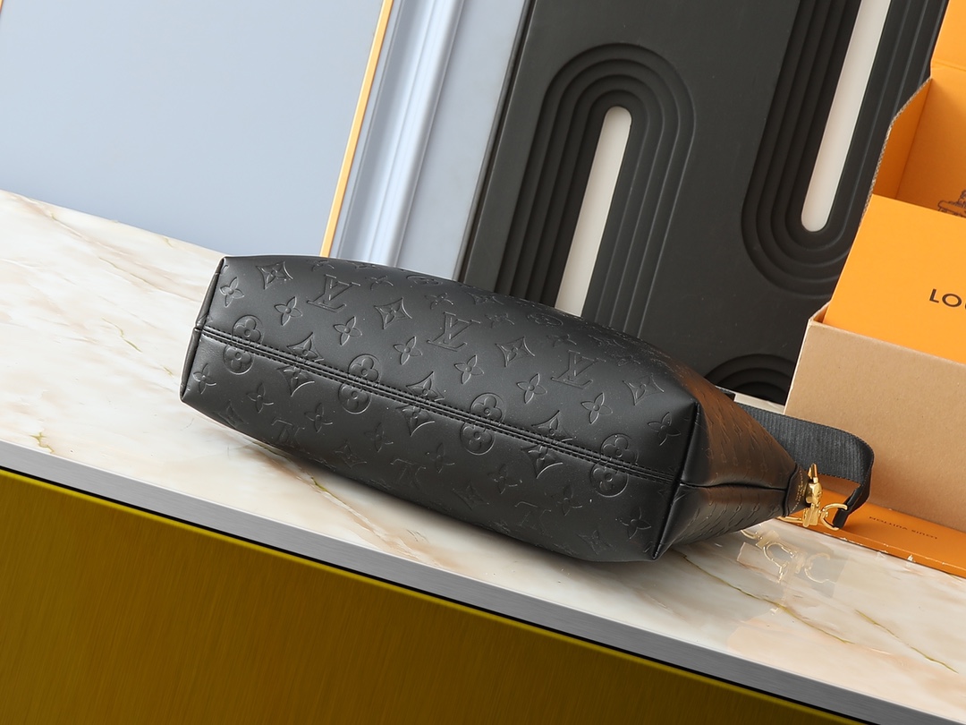 LOUIS VUITTON M12068 SIZE:38x33x10CM - Image 5