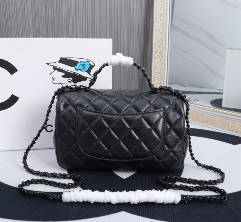 Chanel 8890# SIZE:13 X21 X8CM - Image 2