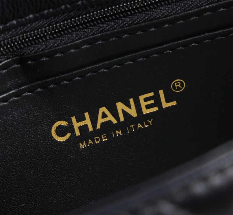 Chanel 8890# SIZE:13 X21 X8CM - Image 8