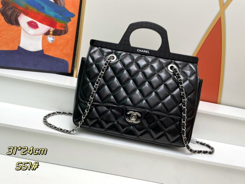 CHANEL 551 SIZE:31*24cm