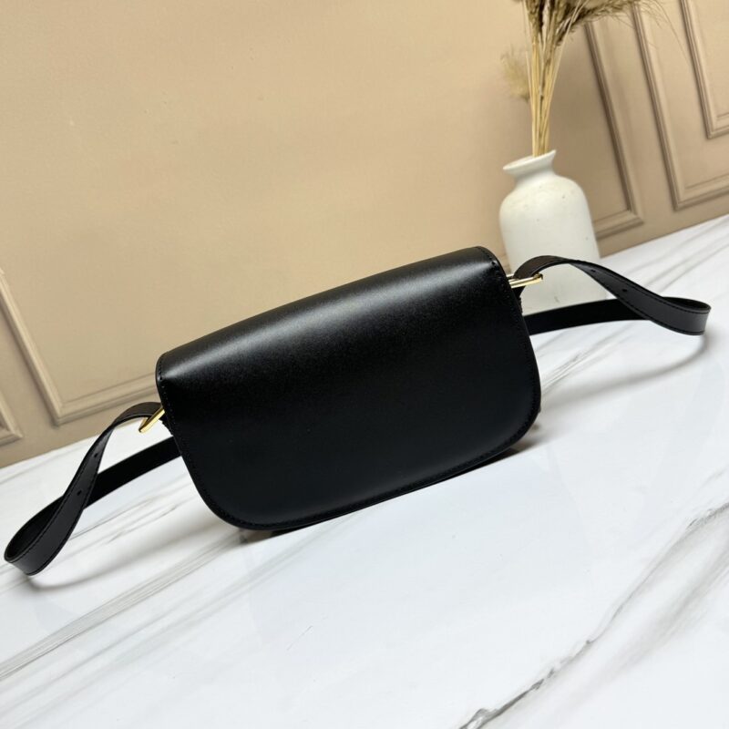 DIOR D ior Bobby SIZE:17.5×11×3.5cm - Image 3