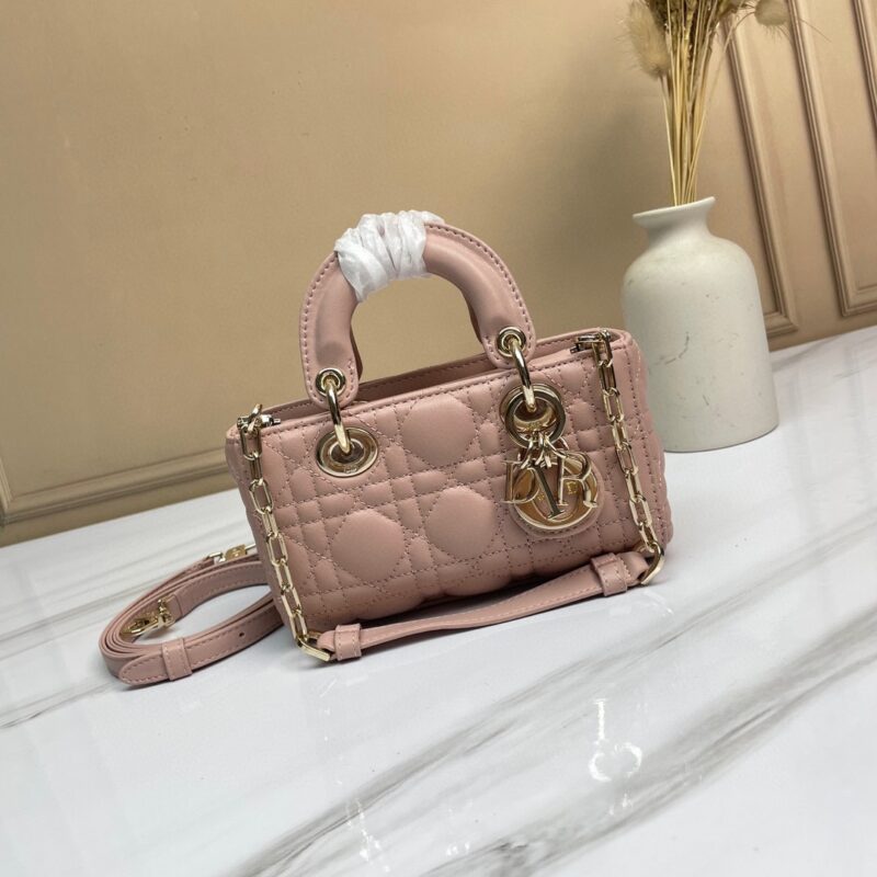 DIOR 𝗢𝗜𝗢𝗥 𝗗-𝗝𝗼𝘆 𝗕𝗮𝗴 17.5*10.5*6cm