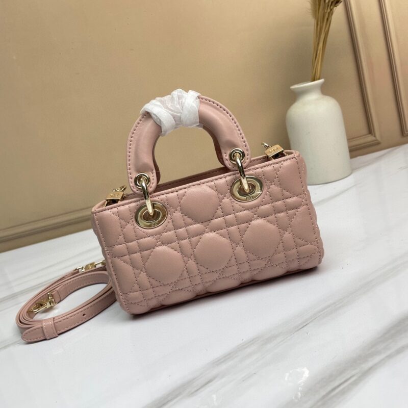 DIOR 𝗢𝗜𝗢𝗥 𝗗-𝗝𝗼𝘆 𝗕𝗮𝗴 17.5*10.5*6cm - Image 4