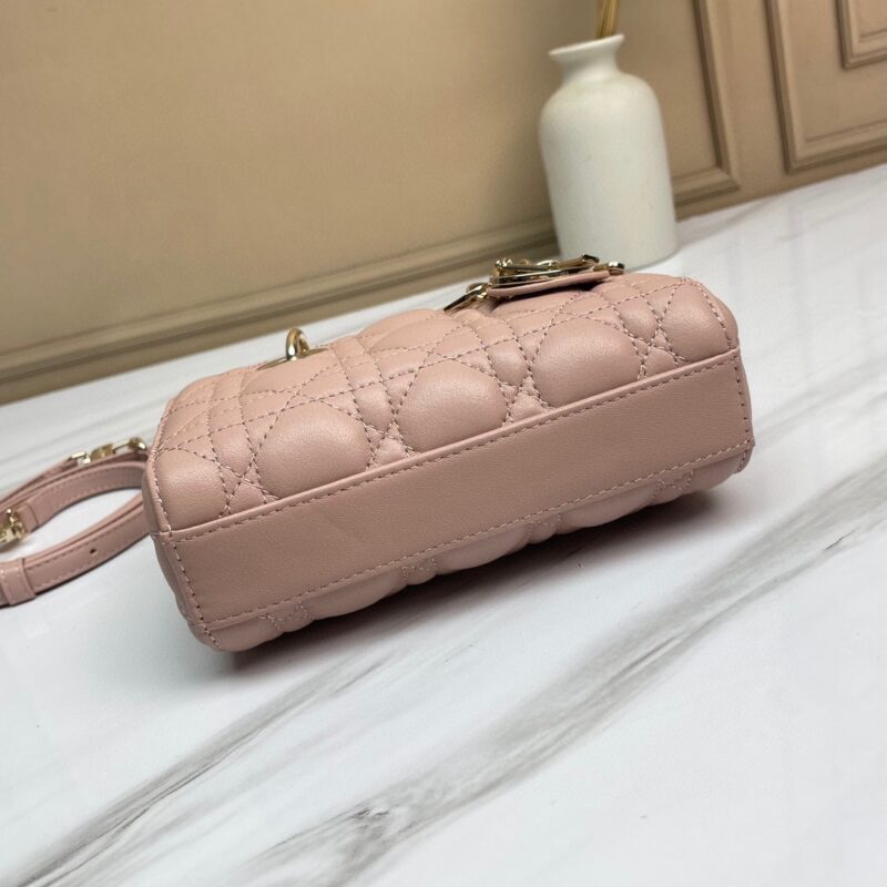 DIOR 𝗢𝗜𝗢𝗥 𝗗-𝗝𝗼𝘆 𝗕𝗮𝗴 17.5*10.5*6cm - Image 5
