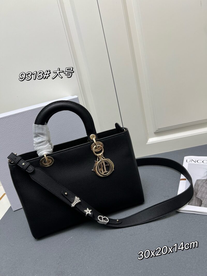 DIOR 9318 SIZE:30x20x14CM