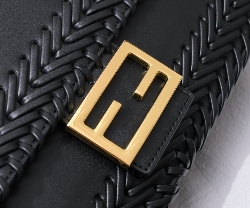 FENDI 7714 SIZE:27✖️15✖️6CM - Image 4