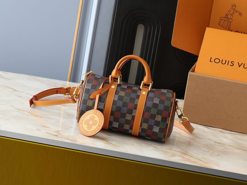 LOUIS VUITTON M00148 SIZE:25.0 x 15.0 x 11.0CM