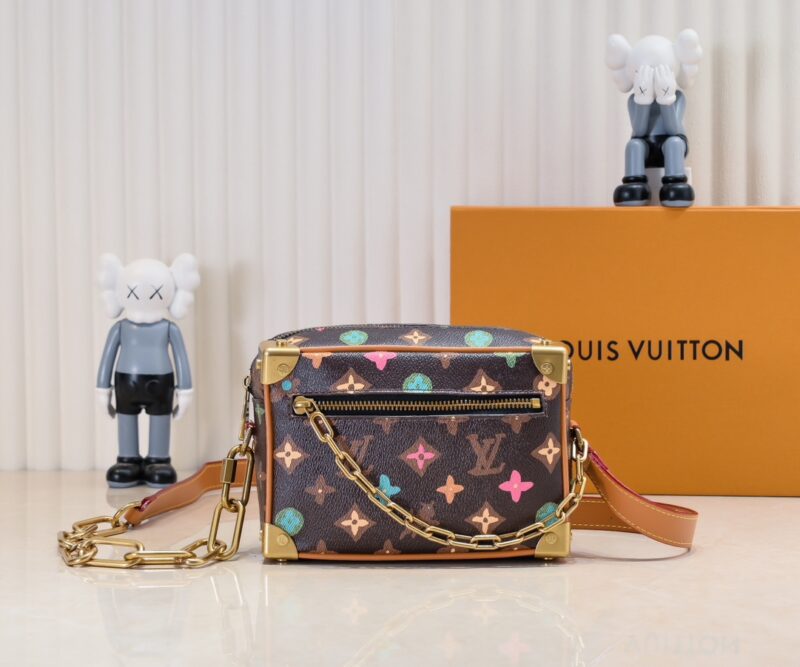 LOUIS VUITTON M25132 SIZE:18.5 x 13.0 x 8.0CM