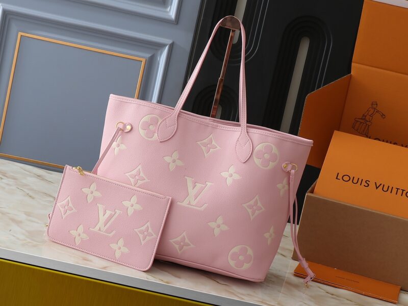 LOUIS VUITTON M14210 SIZE:31.0 x 28.0 x 14.0CM