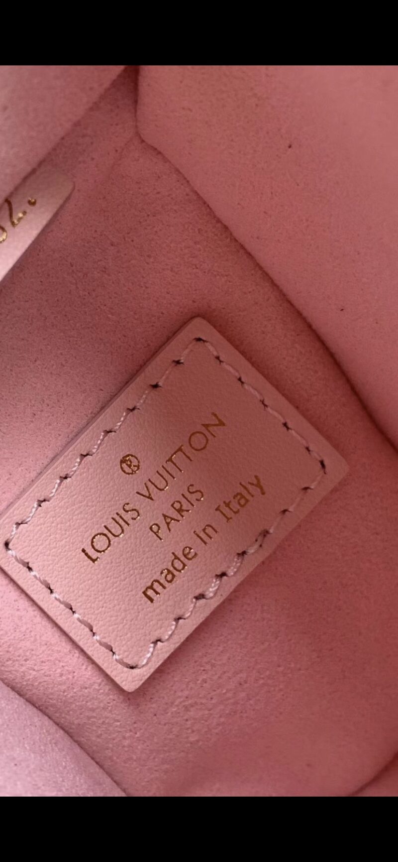 LOUIS VUITTON M23817 SIZE:18 x 12.5 x 8CM - Image 9