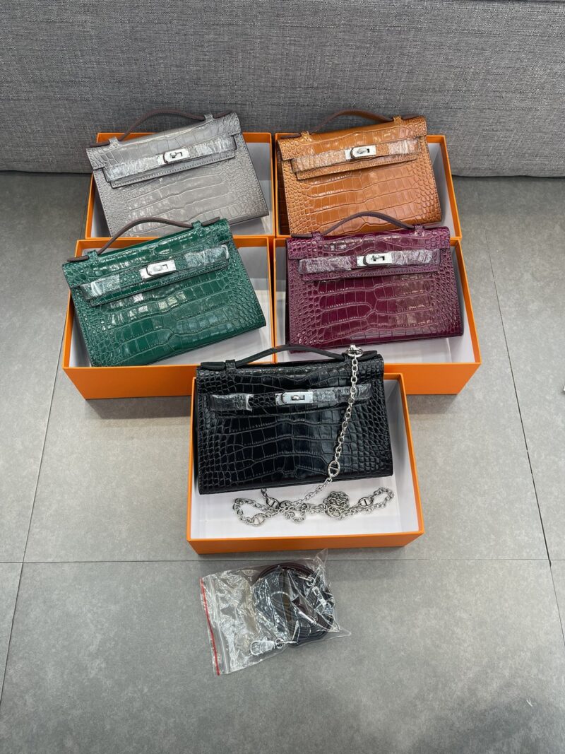 HERMES SIZE:22*13*7CM