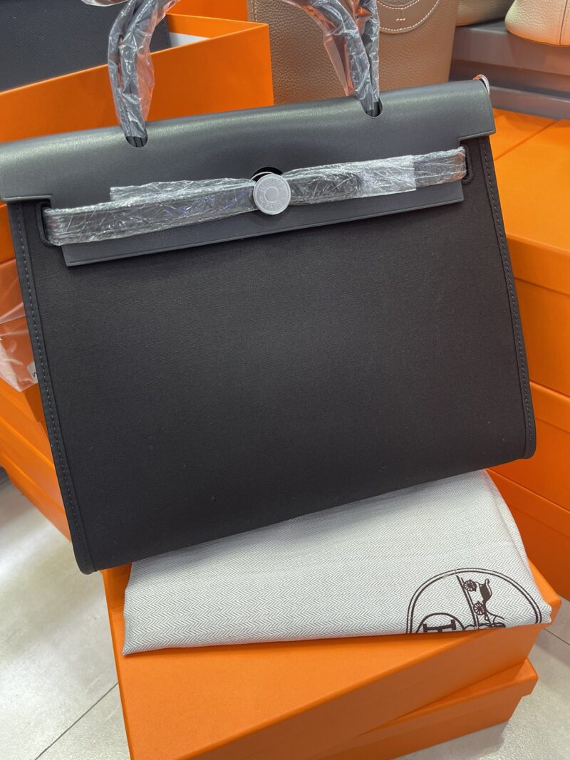 HERMES SIZE:31CM