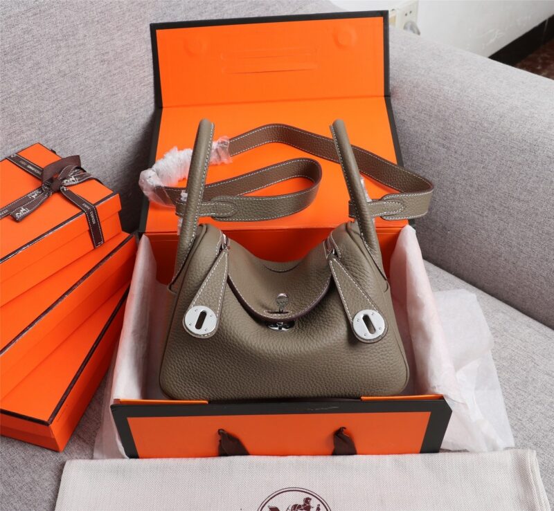 HERMES SIZE:20CM