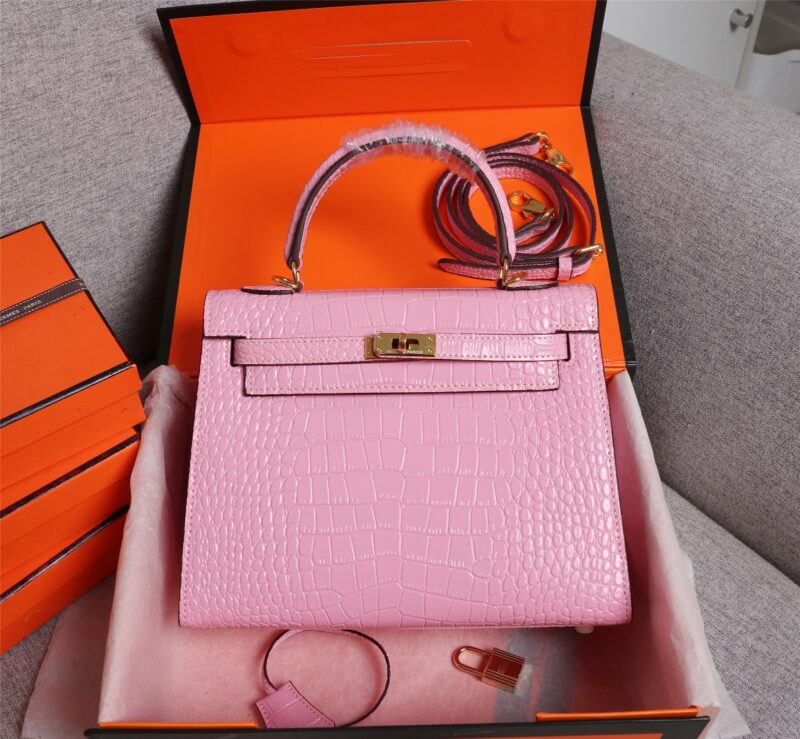 HERMES SIZE:25x9x18CM
