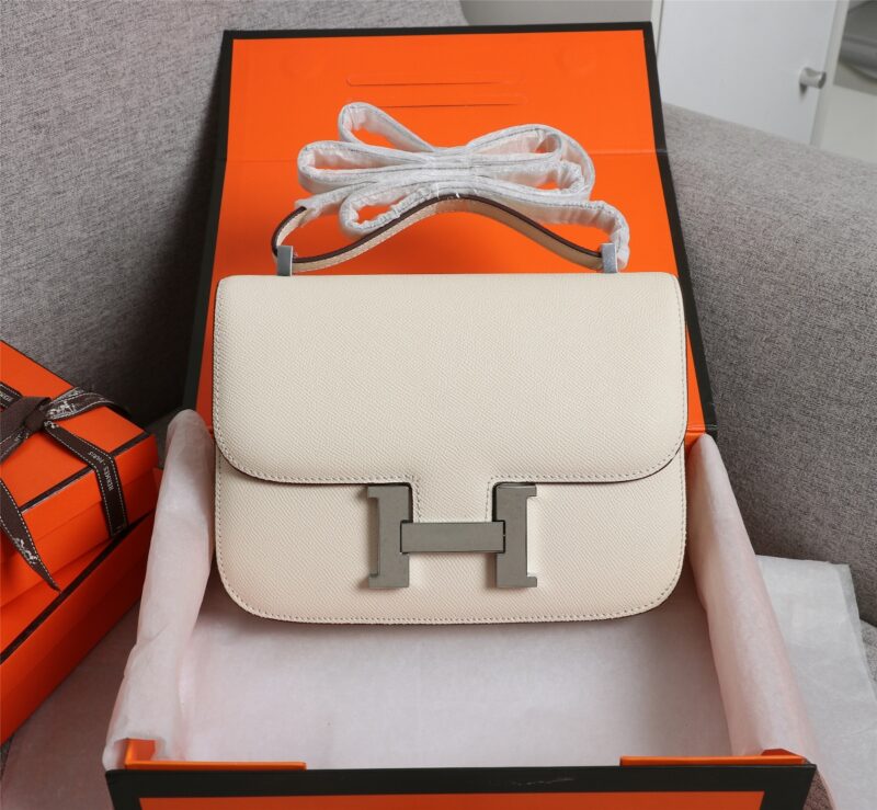 HERMES SIZE:19*5*14.5CM