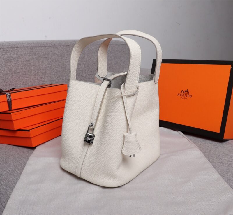 HERMES SIZE:22CM