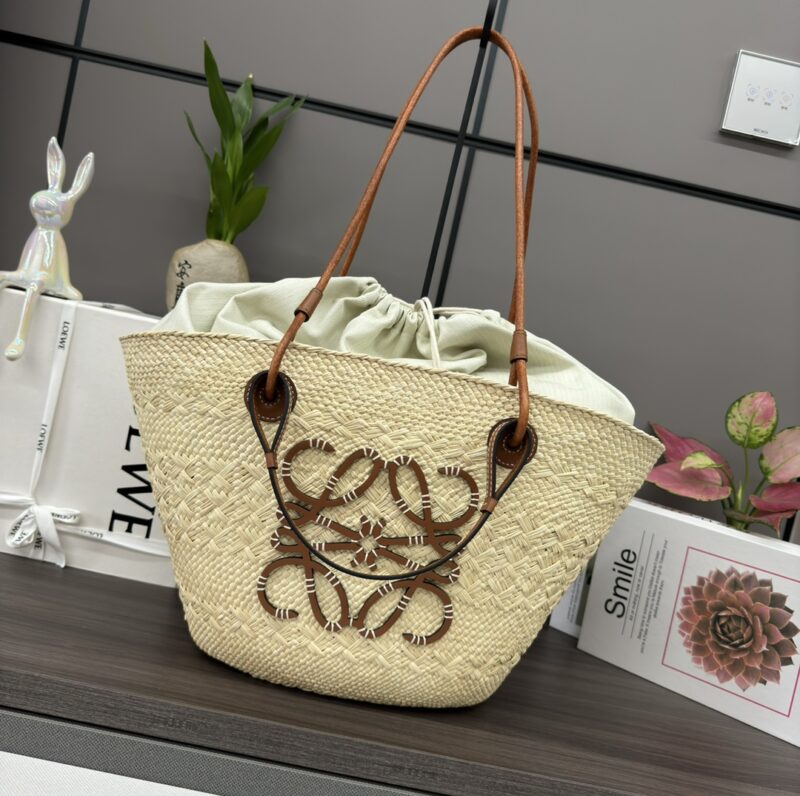 LOEWE 062138 SIZE:46*27*30CM
