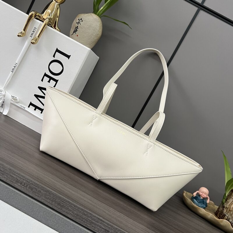 LOEWE 052313 SIZE:39*12.3*12.5CM