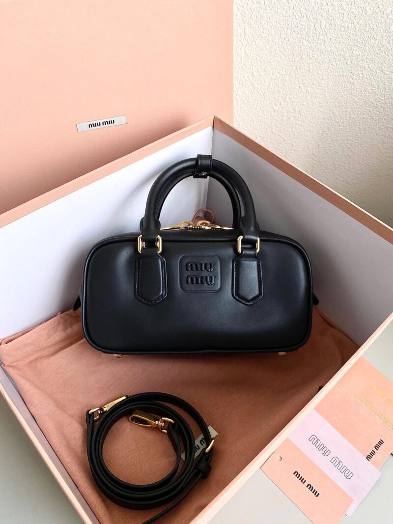 MIUMIU SIZE:10.5x22x7.5cm