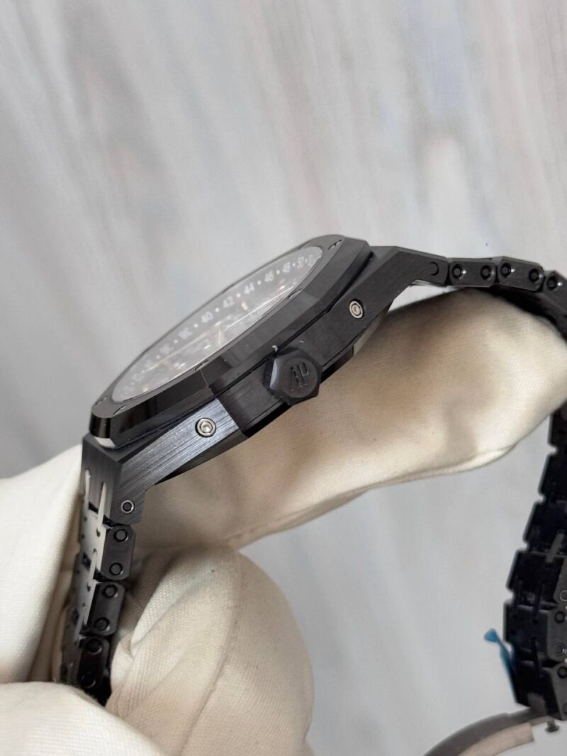 AUDEMARS PIGUET   VS Black Ceramic Perpetual Calendar Watch, one of Audemars Piguet's top models, ultra-thin perpetual calendar movement, black ceramic case, black perpetual calendar dial - Image 6