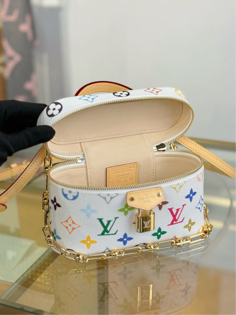 LOUIS VUITTON - Image 8