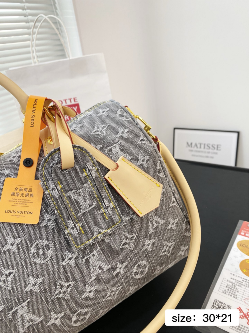 LOUIS VUITTON - Image 4