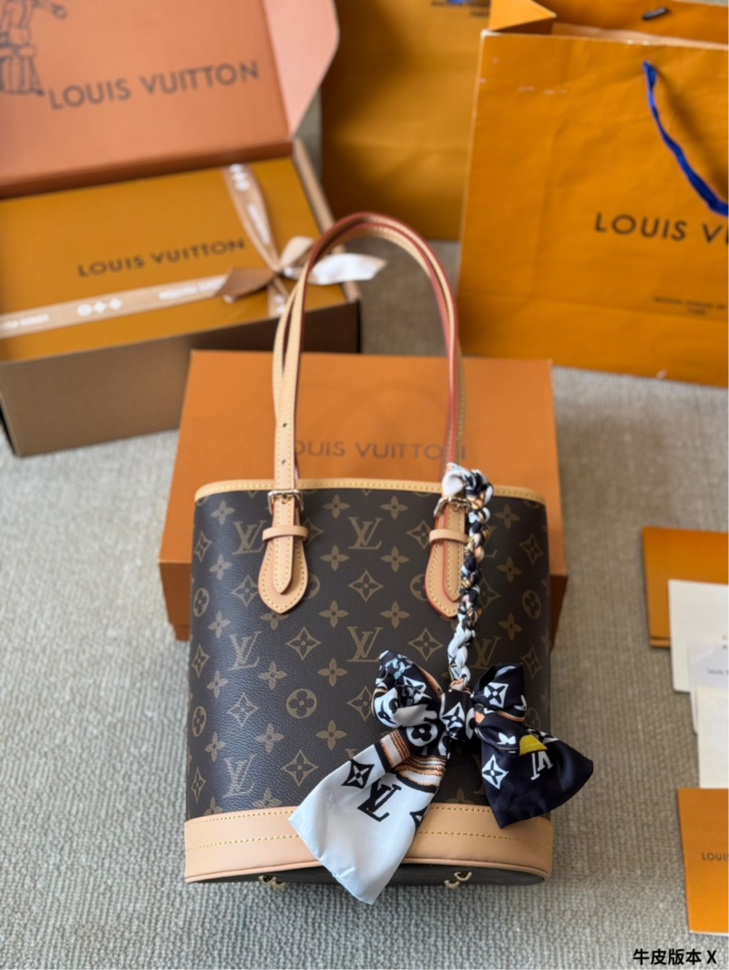 LOUIS VUITTON - Image 5