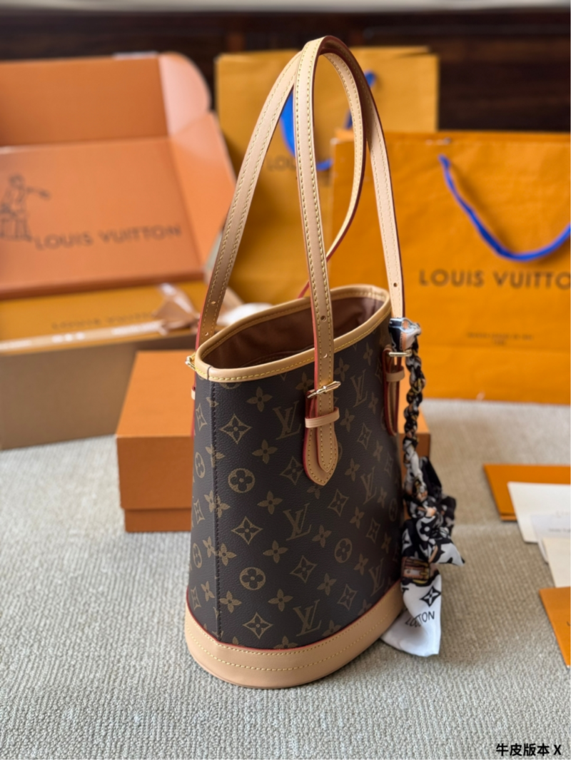 LOUIS VUITTON - Image 6