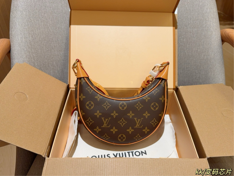 LOUIS VUITTON - Image 4