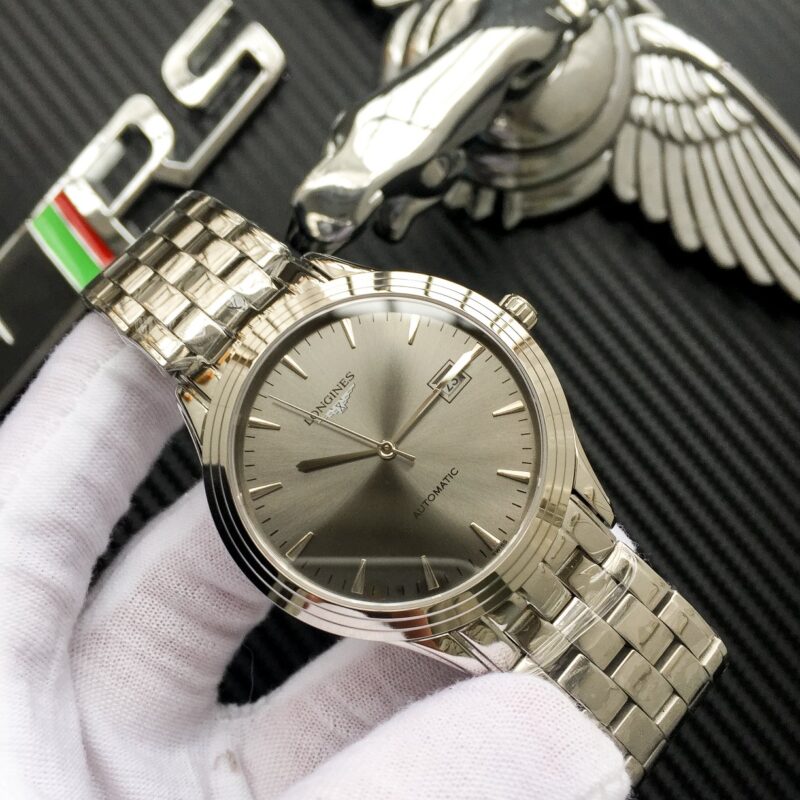 LONGINES