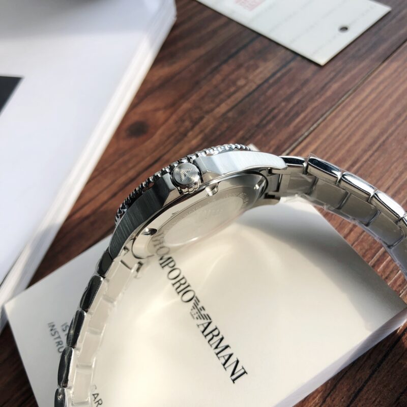 Armani - Image 7