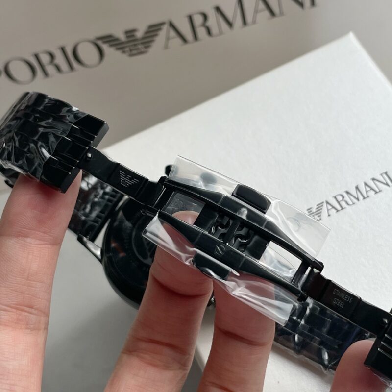 Armani - Image 6