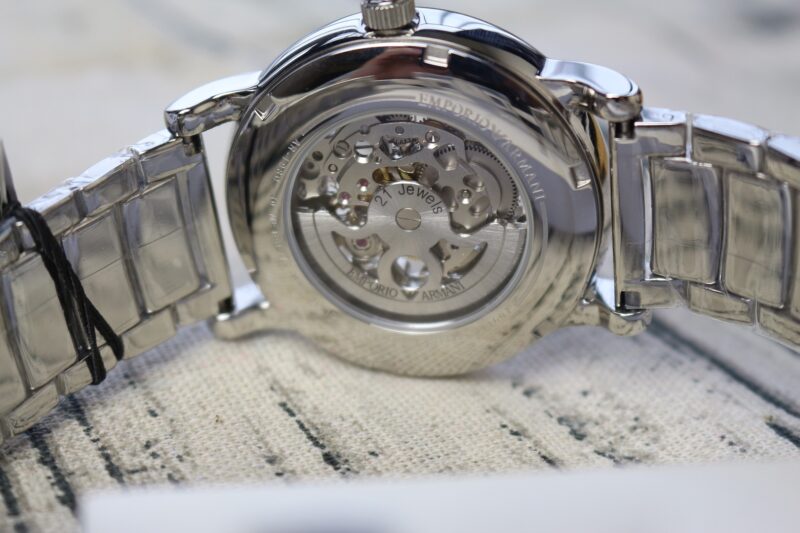 Armani - Image 6