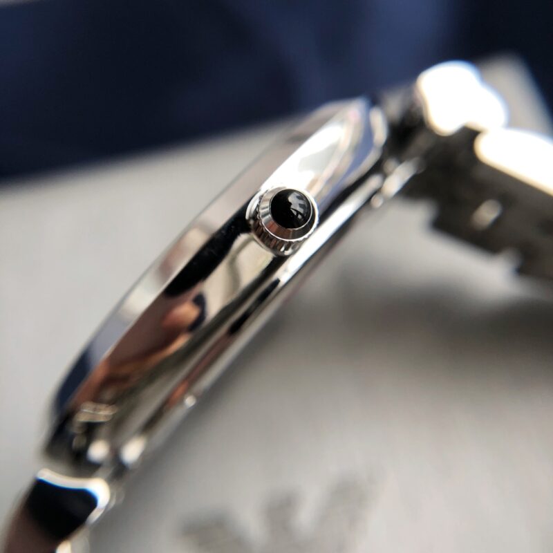 Armani - Image 4