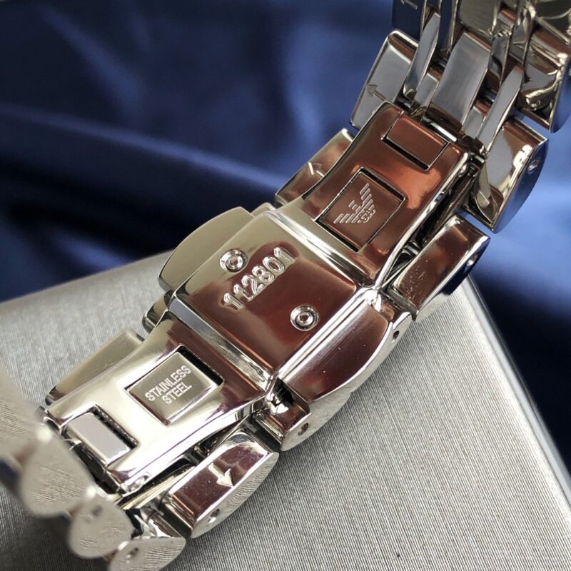 Armani - Image 7