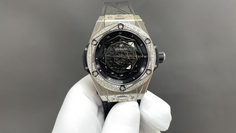 HUBLOT