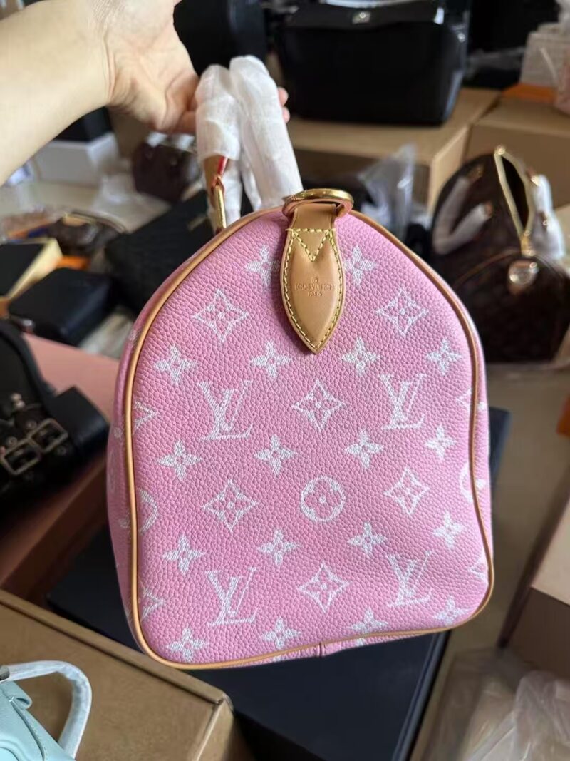 LV pink handbag - Image 4