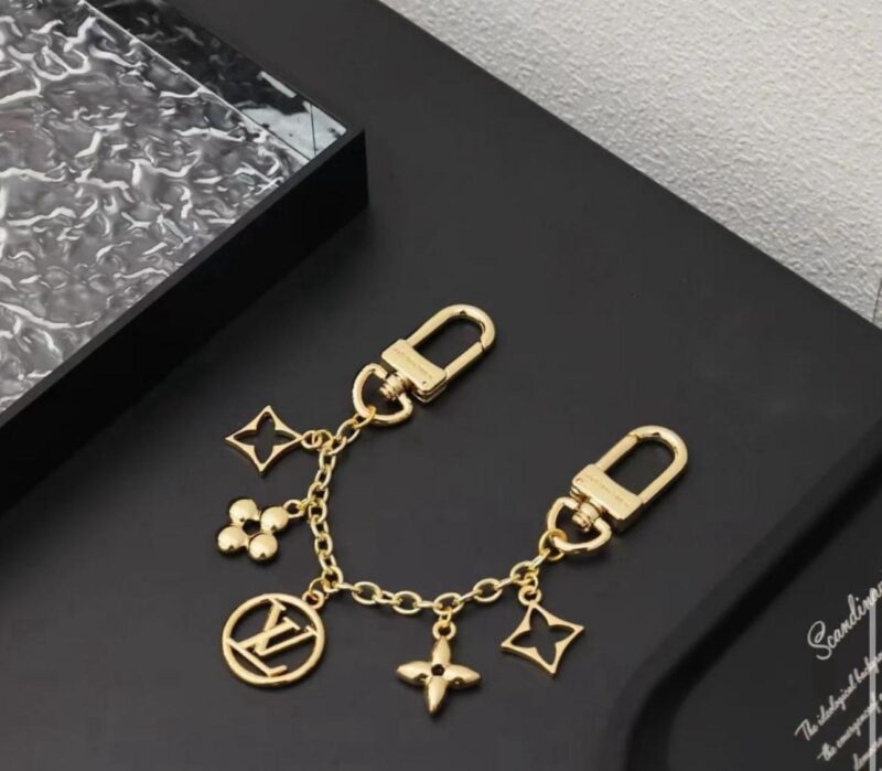 LV new cherry bag LV new cherry headband LV chain - Image 3