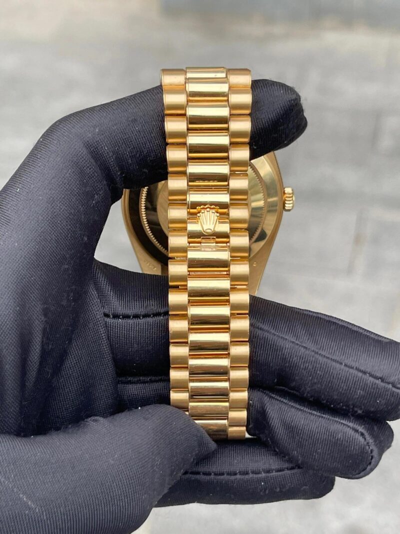 This model: Rolex Datejust watch Diameter/size: 40mm Dial color: black Mirror material: scratch-resistant sapphire crystal mirror Waterproof depth: 100 meters Movement model: top C factory advanced custom Swiss 3235 movement - Image 5